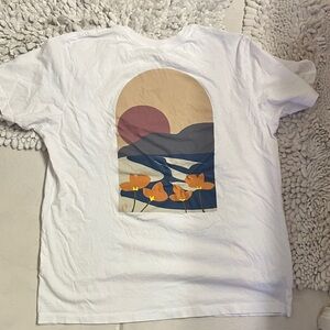 Hang Ten White T-Shirt with Subtle Logo